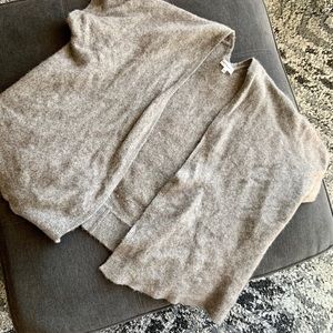 Aritiza cardigan